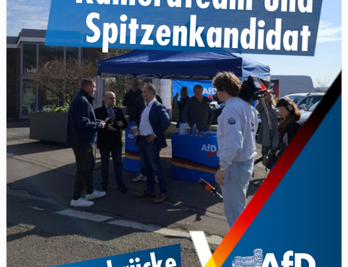 ZDF Kamerateam und Spitzenkandidat besuchen Infostand